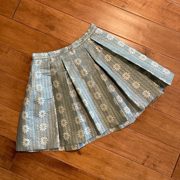 RED VALENTINO Daisy Lurex Jacquard Pleated Mini A-Line Skirt in Blue and Gold - Picture 9 of 11